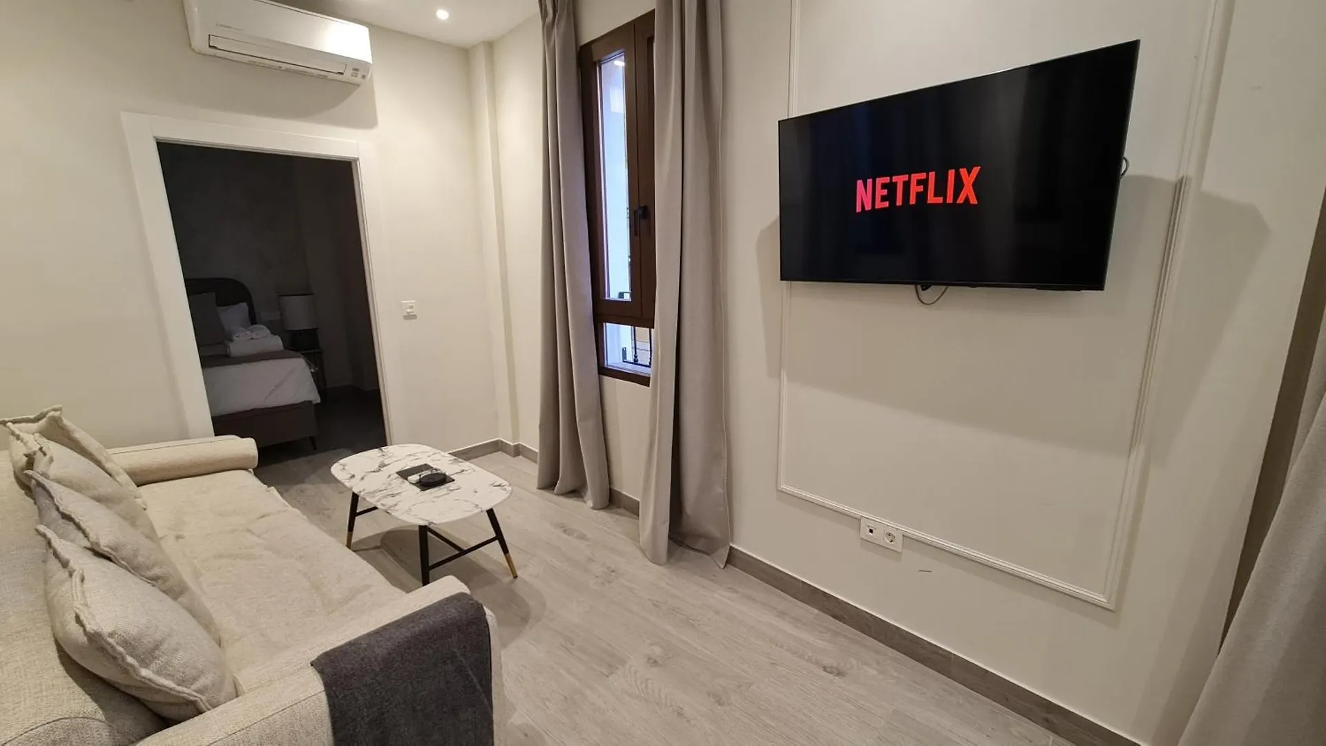 Suspiro 102 Cosmopolitan Loft Apartment Granada Spain